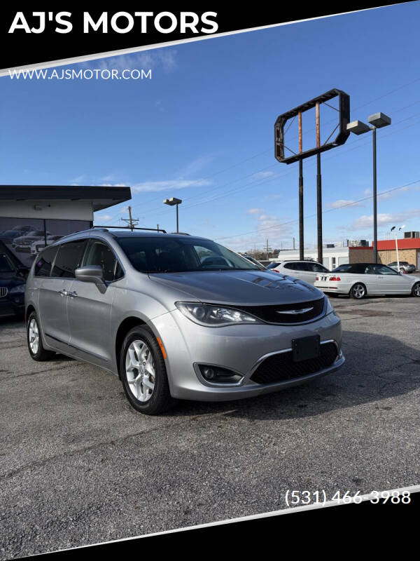 2017 Chrysler Pacifica Touring-L Plus