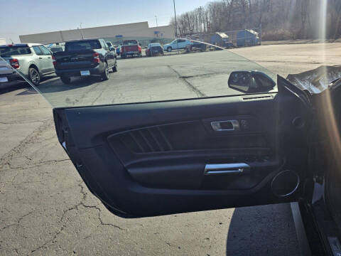 2022 Ford Mustang EcoBoost Premium