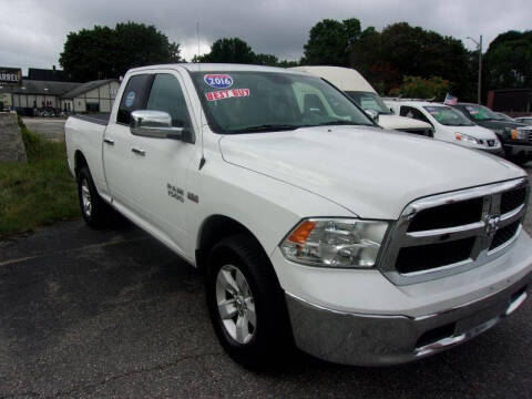 2016 RAM 1500 SLT
