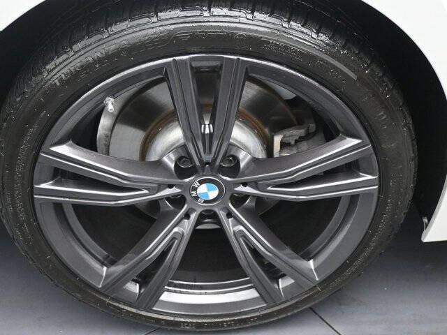 2024 BMW 3 Series 330i xDrive