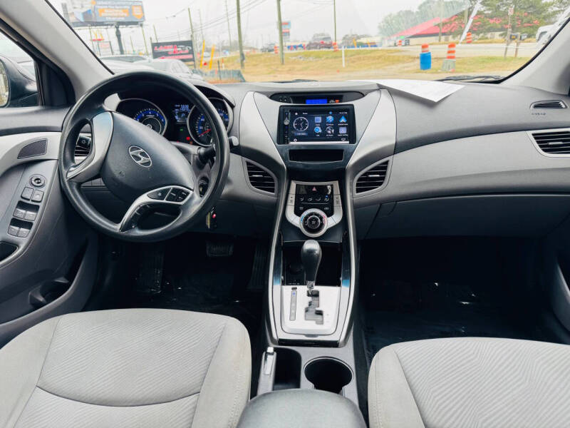 2012 Hyundai Elantra