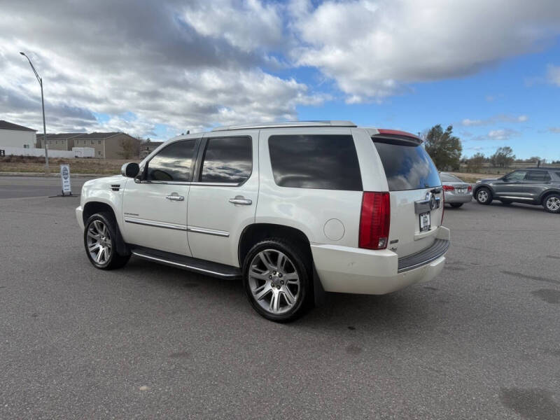 2010 Cadillac Escalade Luxury