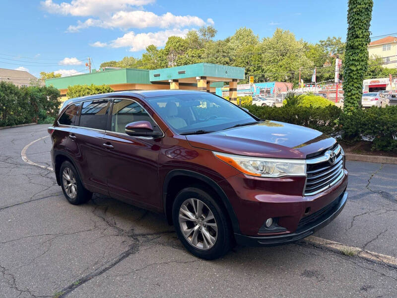 2014 Toyota Highlander LE