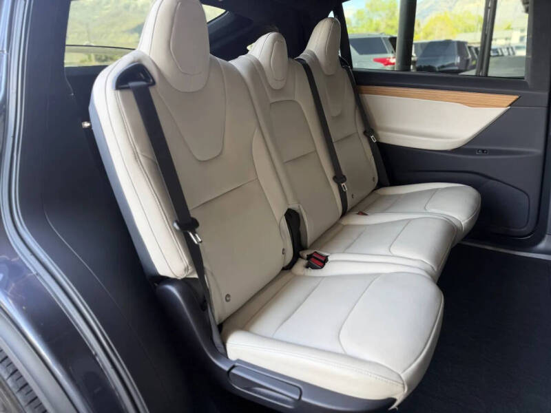 2020 Tesla Model X Long Range Plus