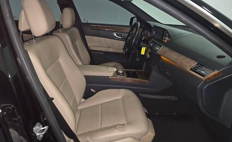 2012 Mercedes-Benz E-Class
