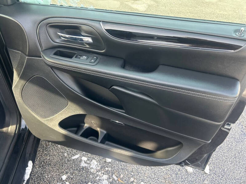 2019 Dodge Grand Caravan SE