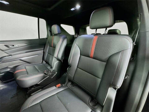 2025 Chevrolet Traverse RS