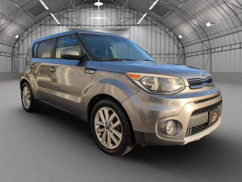2017 Kia Soul +