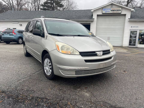 2005 Toyota Sienna for sale at T AUTO GROUP INC in New Hampton NY