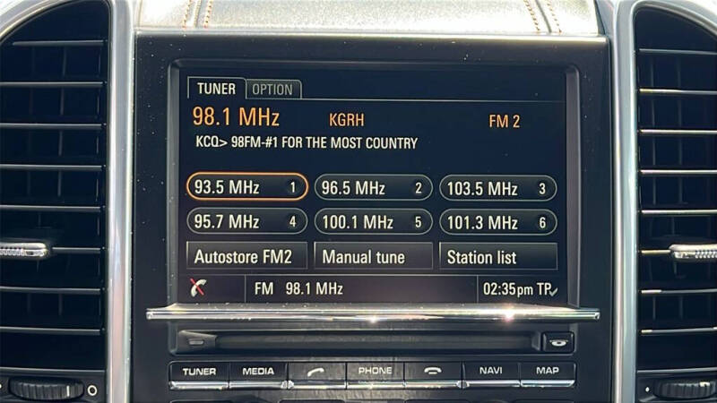 2016 Porsche Cayenne GTS