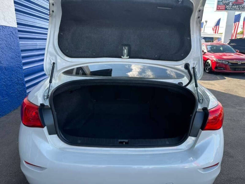 2017 Infiniti Q50 3.0T Sport