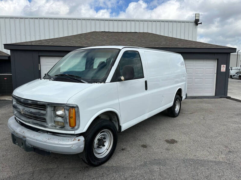 1998 Chevrolet Chevy Van for sale at Auto Selection Inc. in Houston TX