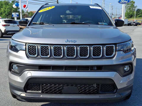 2023 Jeep Compass Latitude Lux