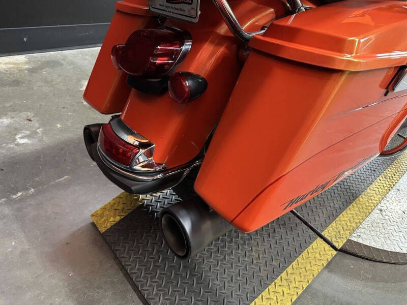 2012 Harley-Davidson® FLHTK - Electra Glide® Ul