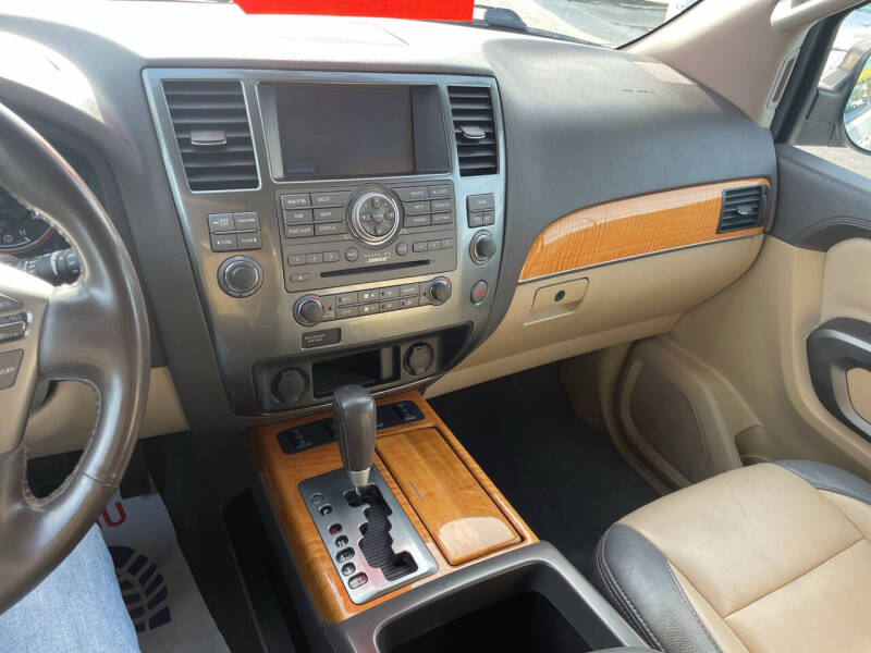 2015 Nissan Armada Platinum