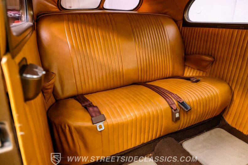 1940 Ford Deluxe