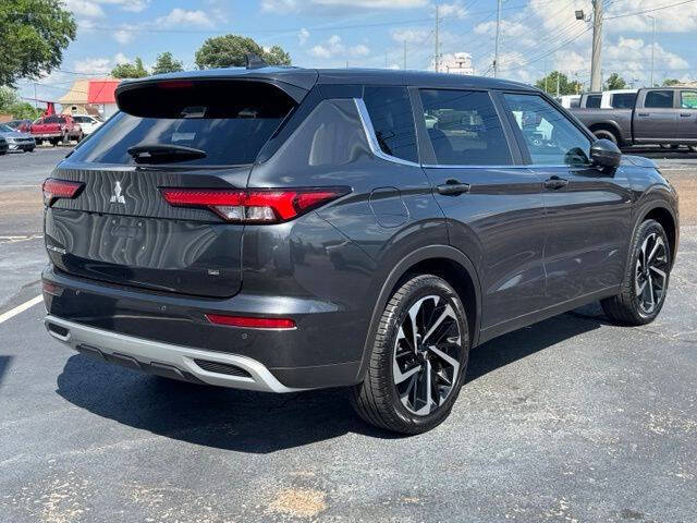 2024 Mitsubishi Outlander SE