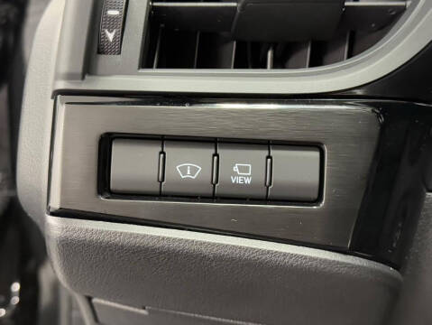 2025 Lexus ES 350 Ultra Luxury