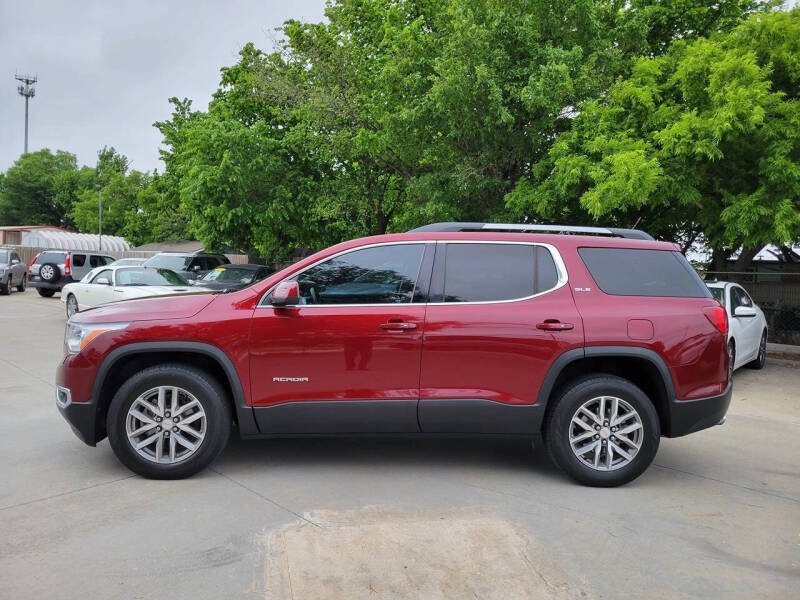 2017 GMC Acadia SLE-2