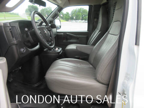 2024 GMC Savana 2500