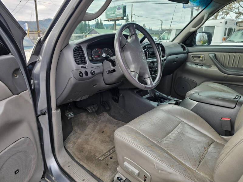 2001 Toyota Sequoia Limited