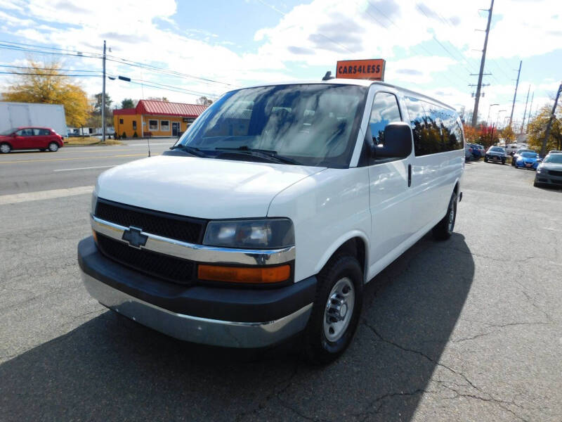 2017 Chevrolet Express Passenger LS's photo