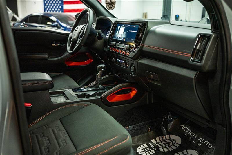 2025 Nissan Frontier PRO-4X