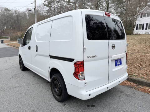 2020 Nissan NV200 SV