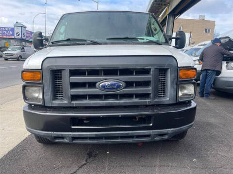 2014 Ford E-Series E-250