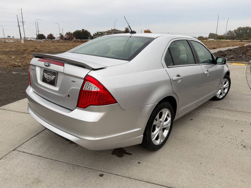2012 Ford Fusion SE
