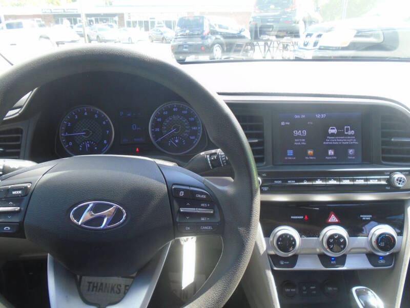 2019 Hyundai Elantra