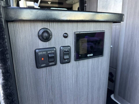 2021 Mercedes-Benz Sprinter 2500