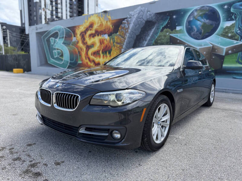 2015 BMW 5 Series 528i