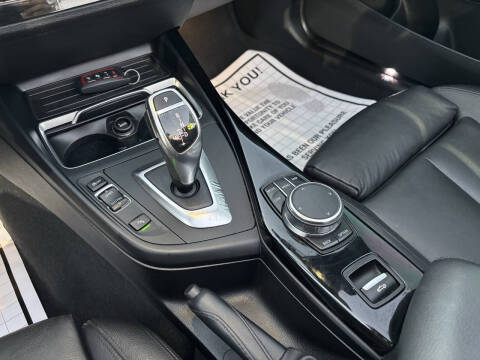 2019 BMW 2 Series 230i