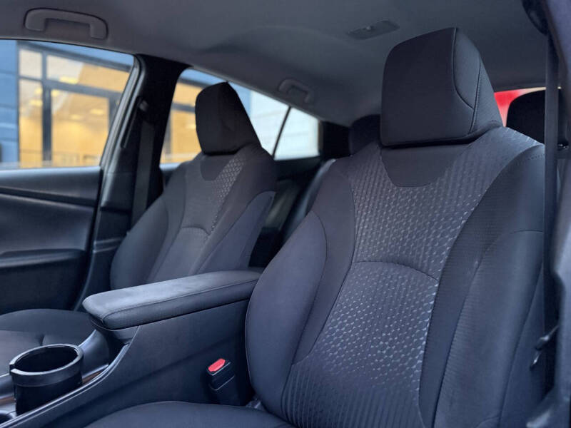 2017 Toyota Prius Two