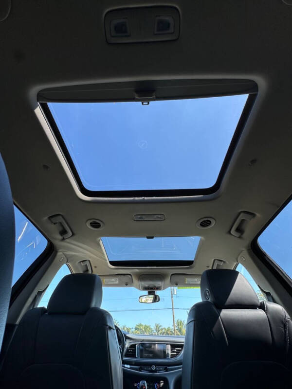 2019 Buick Enclave Essence