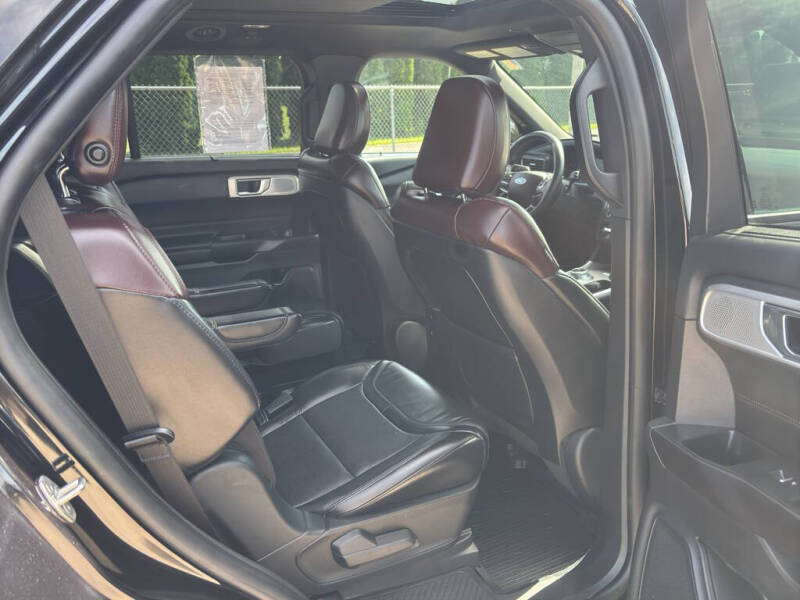 2020 Ford Explorer Platinum