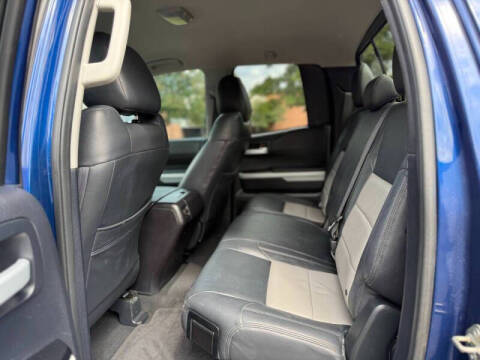 2015 Toyota Tundra SR