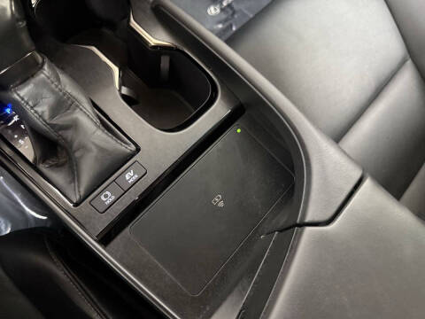 2024 Lexus ES 300h
