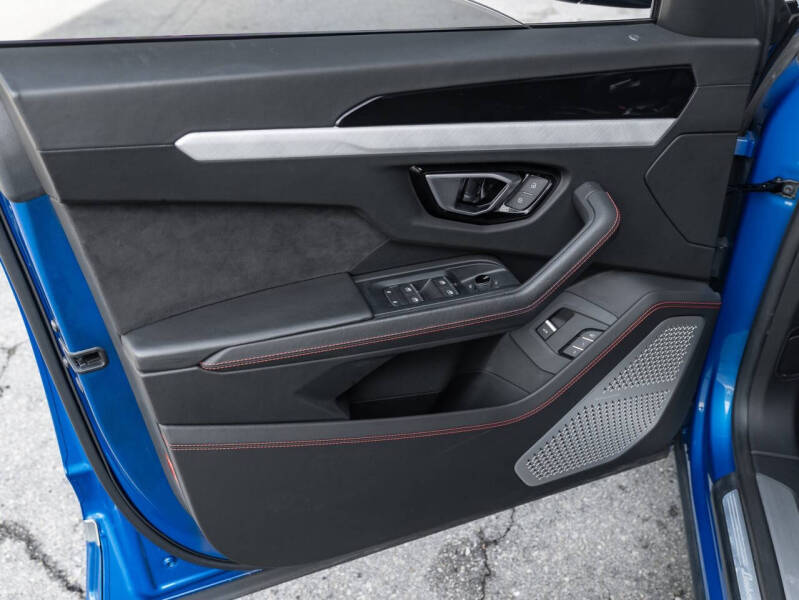 2020 Lamborghini Urus