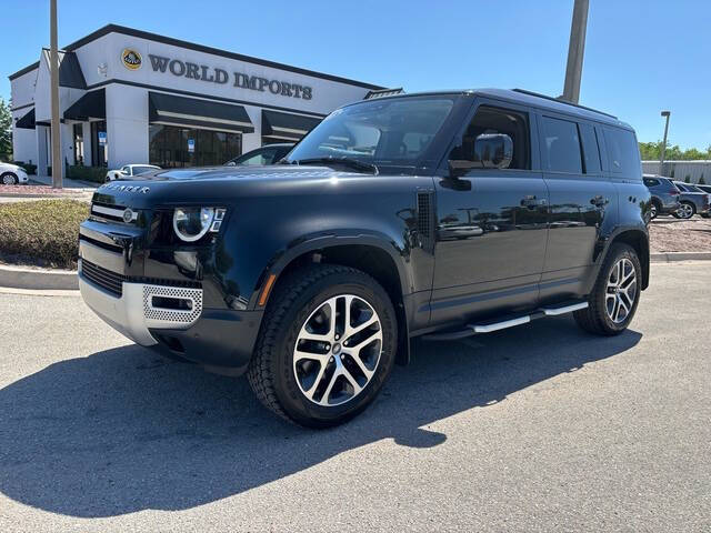 2023 Land Rover Defender 4