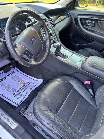 2010 Ford Taurus Limited