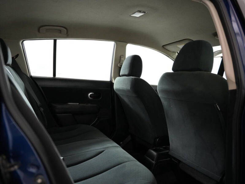2012 Nissan Versa 1.8 S