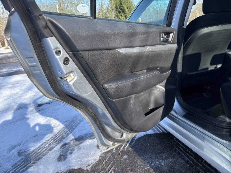 2014 Subaru Legacy 2.5i