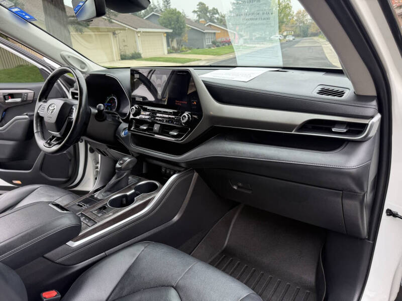 2020 Toyota Highlander Hybrid Limited