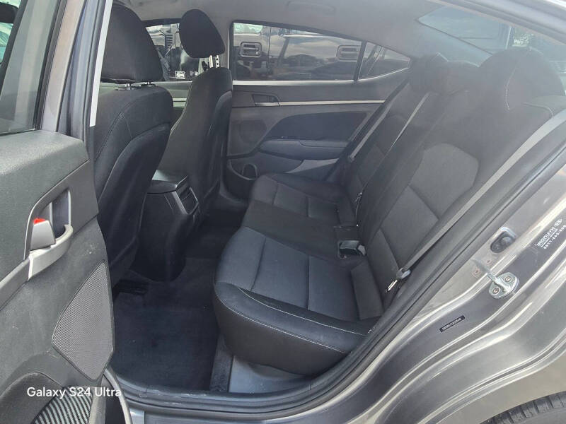 2018 Hyundai Elantra SEL