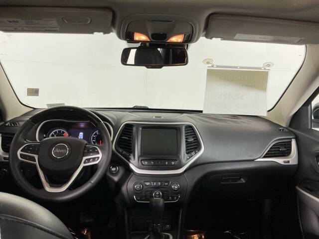 2017 Jeep Cherokee Overland