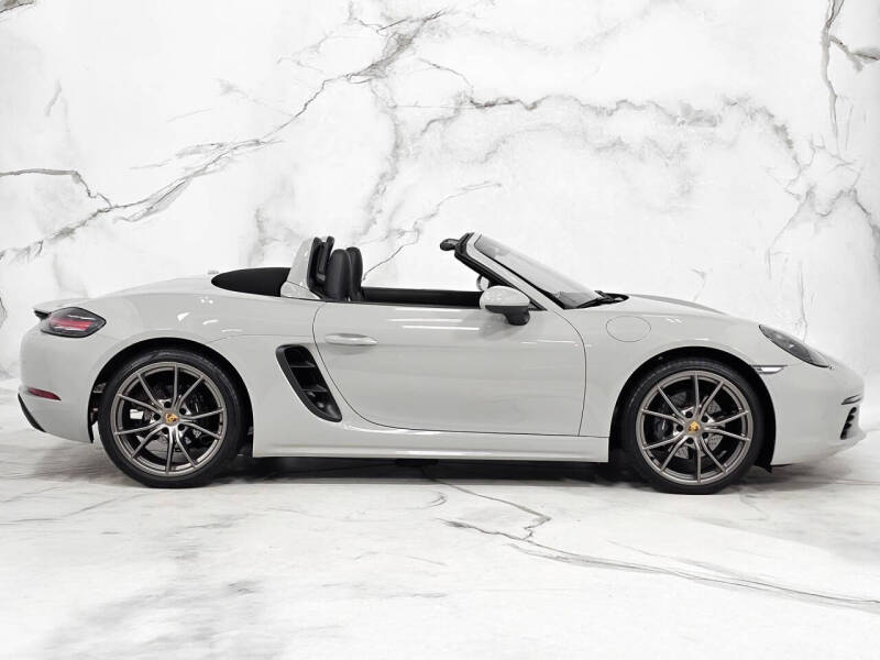 2025 Porsche 718 Boxster
