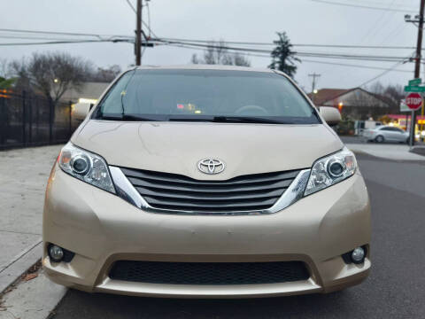 2011 Toyota Sienna