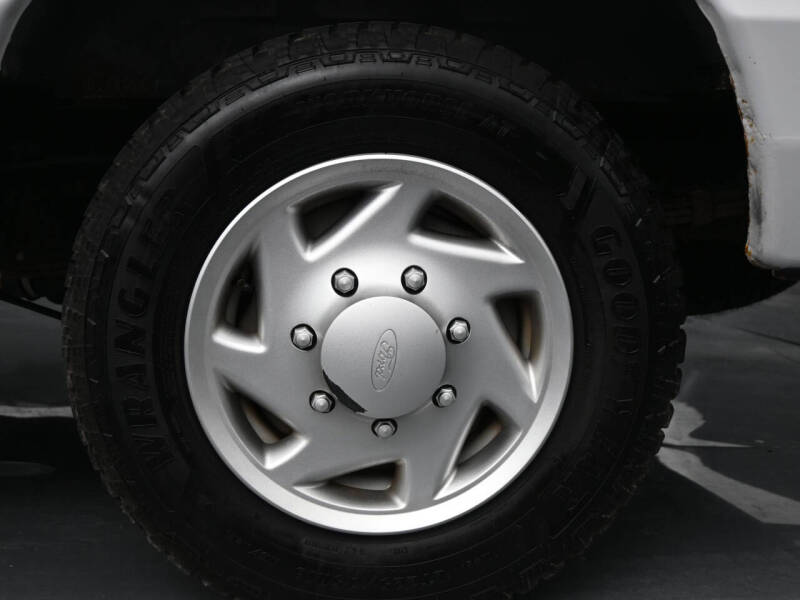 2014 Ford E-Series E-150